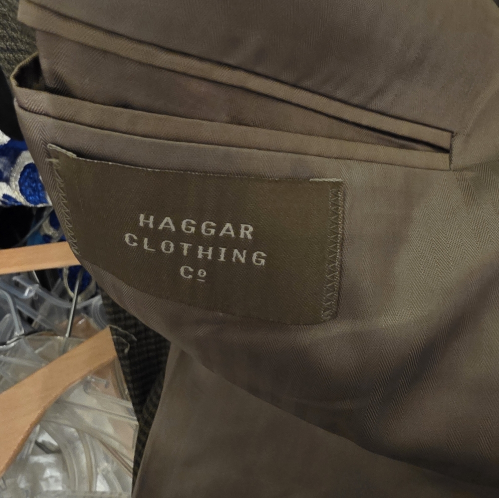 Haggar Brown and Green Checkered Blazer 46R - Picture 3 of 3